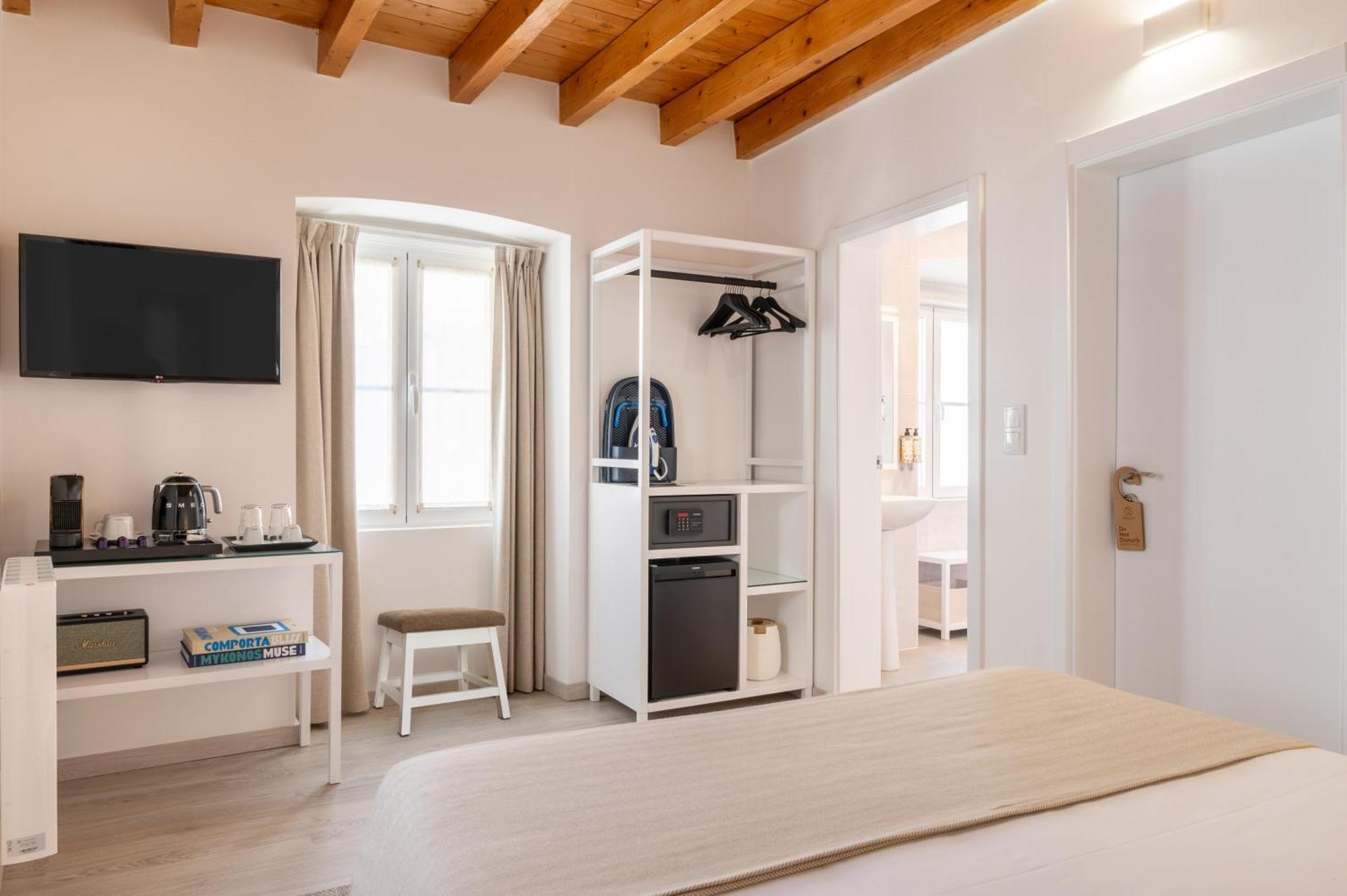 Azinheira Suites Townhouse - Alojamento Turistico (Adults Only) 埃尔瓦斯 外观 照片