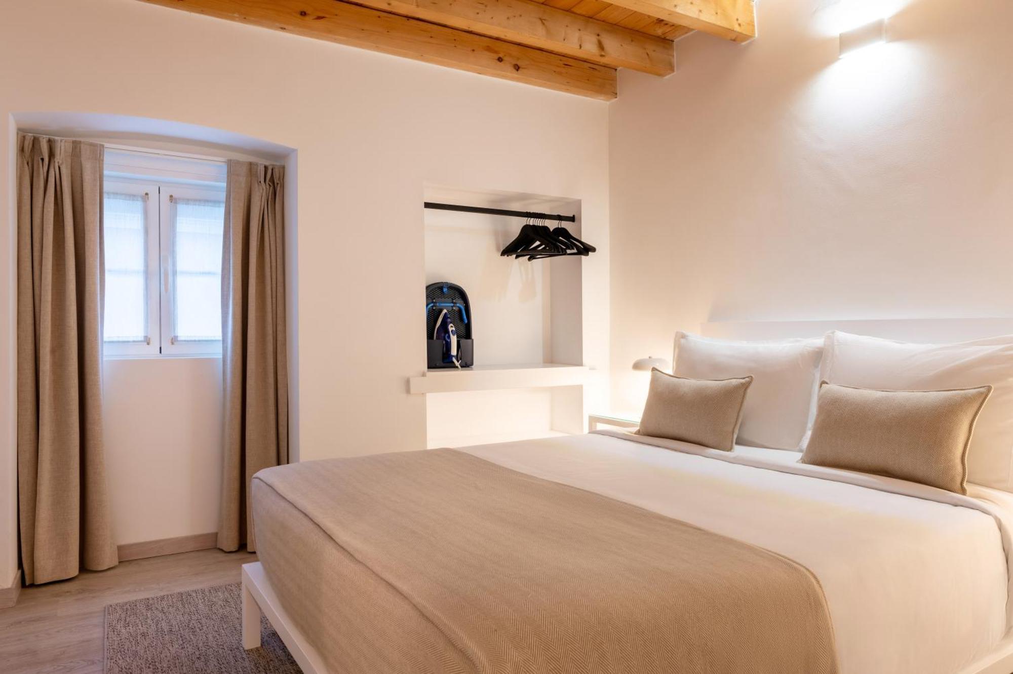 Azinheira Suites Townhouse - Alojamento Turistico (Adults Only) 埃尔瓦斯 外观 照片