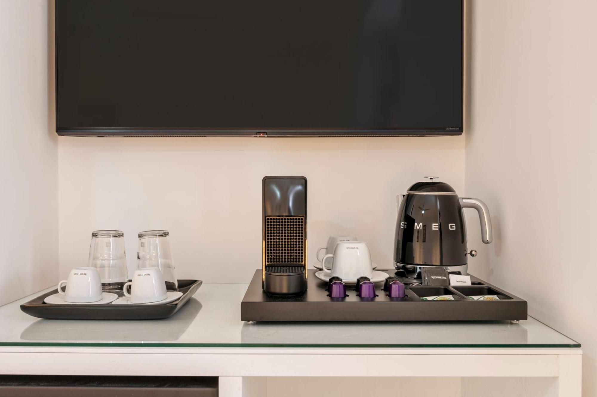 Azinheira Suites Townhouse - Alojamento Turistico (Adults Only) 埃尔瓦斯 客房 照片